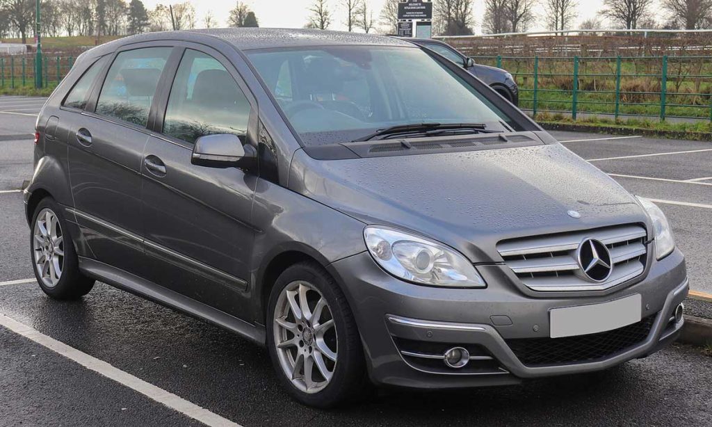 Mercedes Classe B 180 CDI face avant